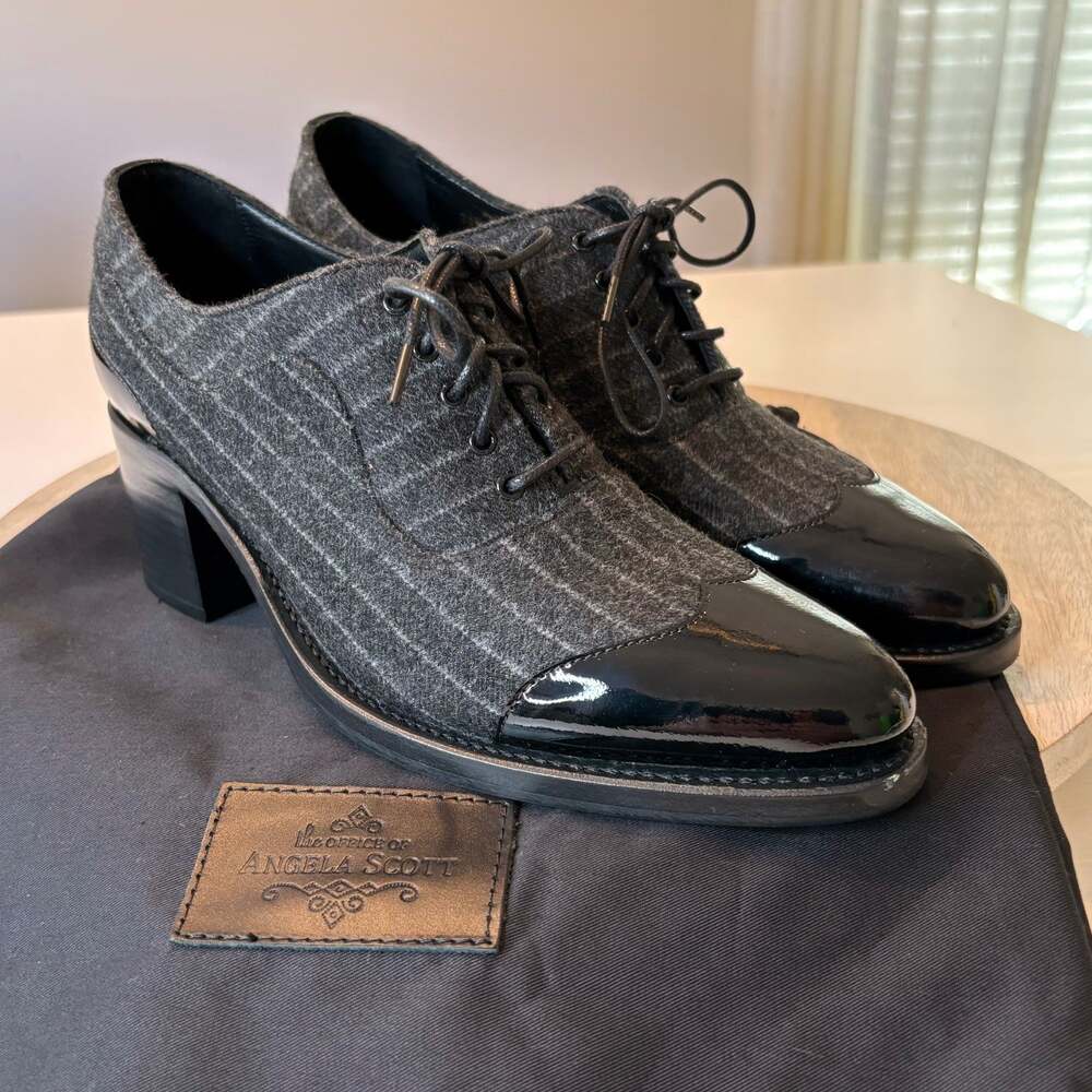 Angela Scott Miss Button Gray Pinstripe Wool Patent Leather EU 39.5 US 9.5